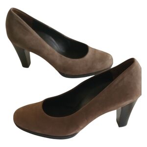 Paul Green Suede Brown Women's Heels US Size 6.5 Excellent Condition